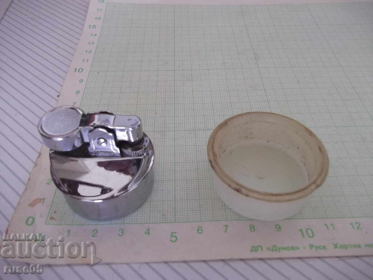 Piezoelectric gas lighter with soft flame with price 7.00 BGN | € 3.58