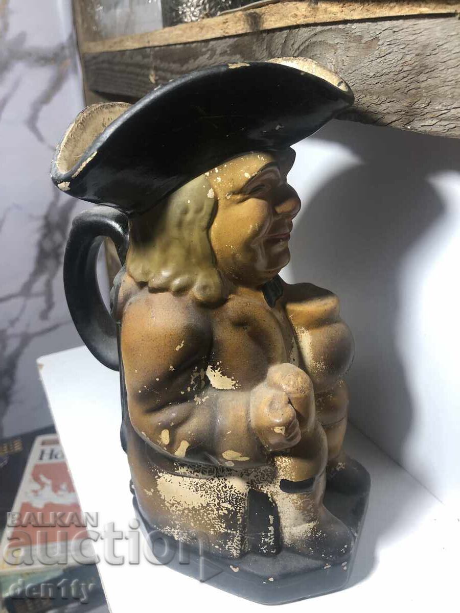 Παράδοση Παλιά κεραμική κανάτα Toby