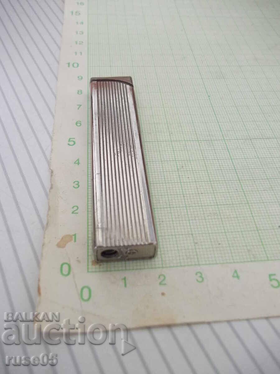 Piezoelectric gas lighter with soft flame - 4 with price 5.00 BGN | € 2.56