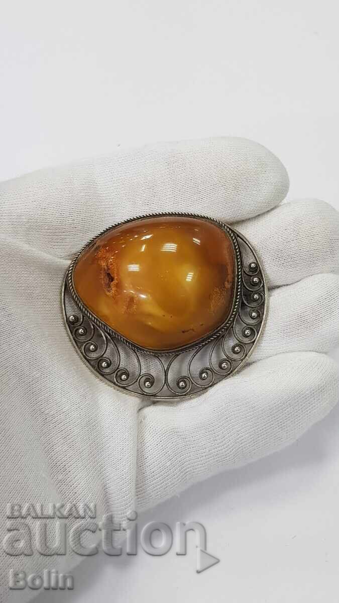 Beautiful old brooch with a huge natural amber piece, Europe - 7