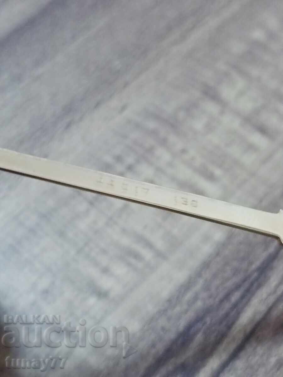 Delivery of Gold-plated glasses with Disney markings Delivery of Gold-plated glasses with Disney markings