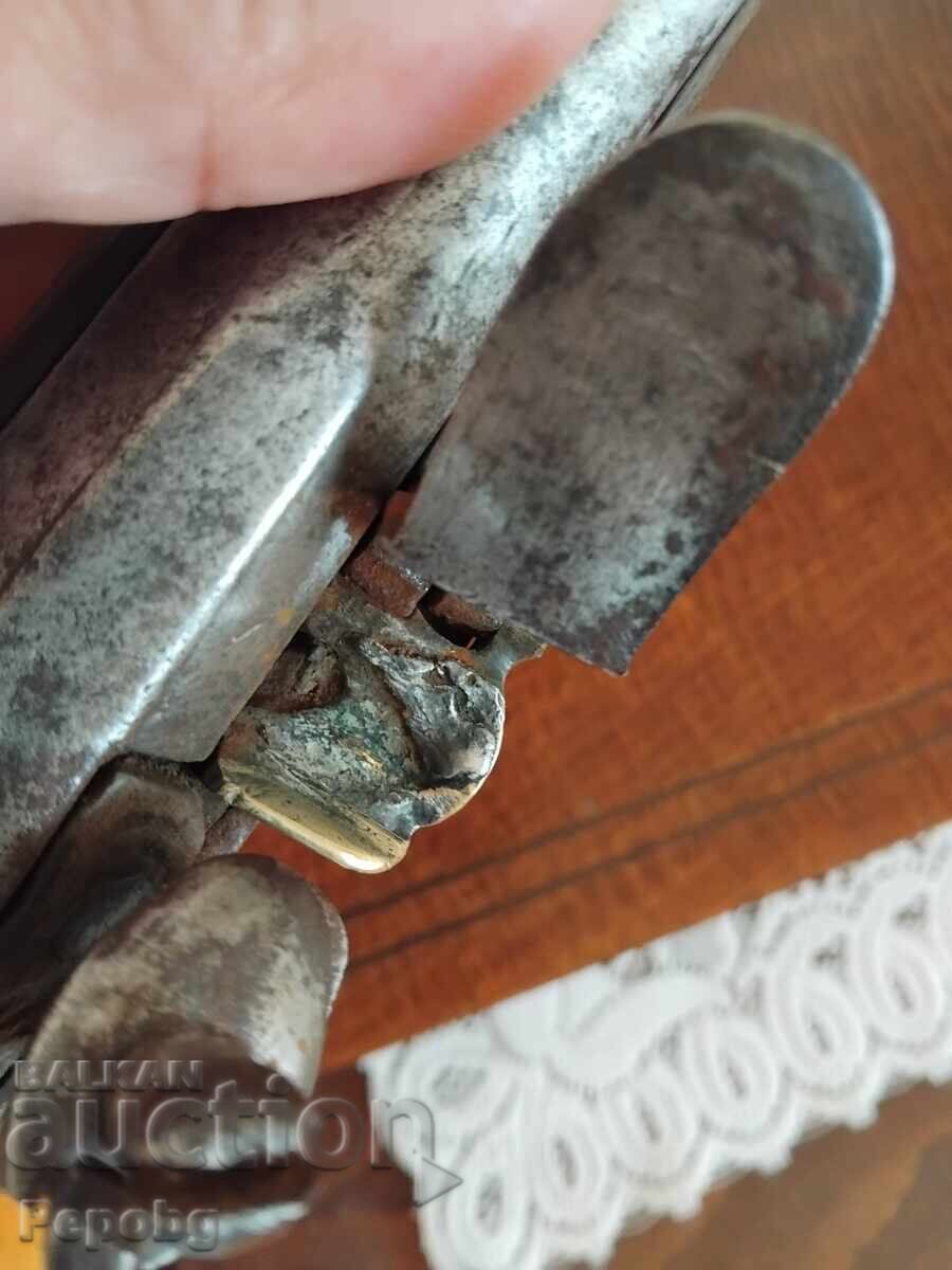 Стар кремъчен пищов, пистолет, револвер - 5