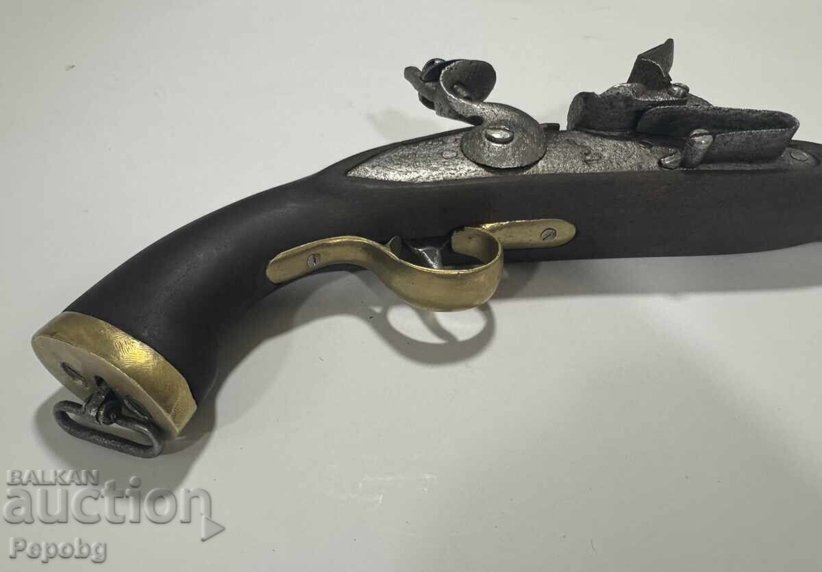 Аукцион Стар кремъчен пищов, пистолет, револвер