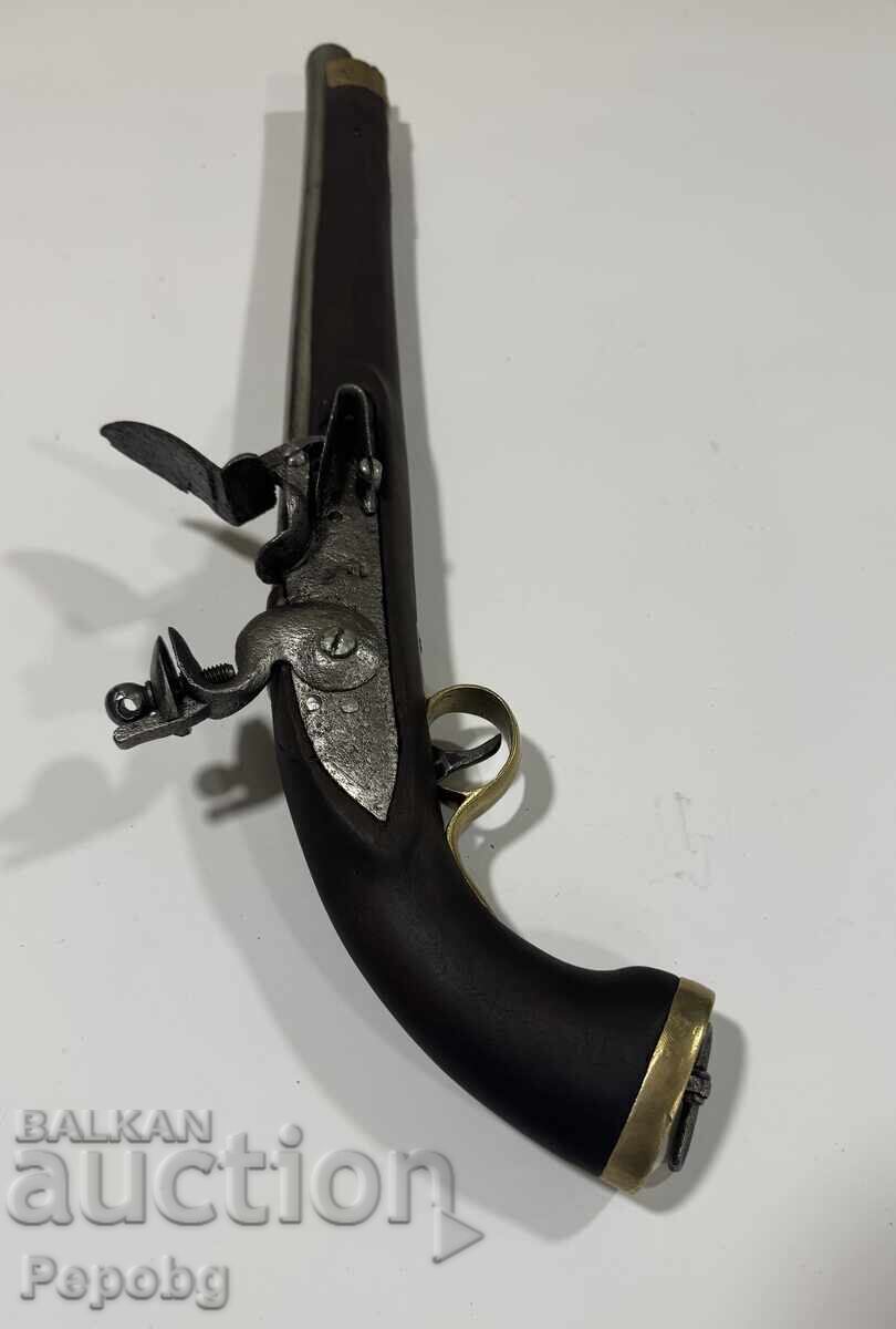 Доставка на Стар кремъчен пищов, пистолет, револвер