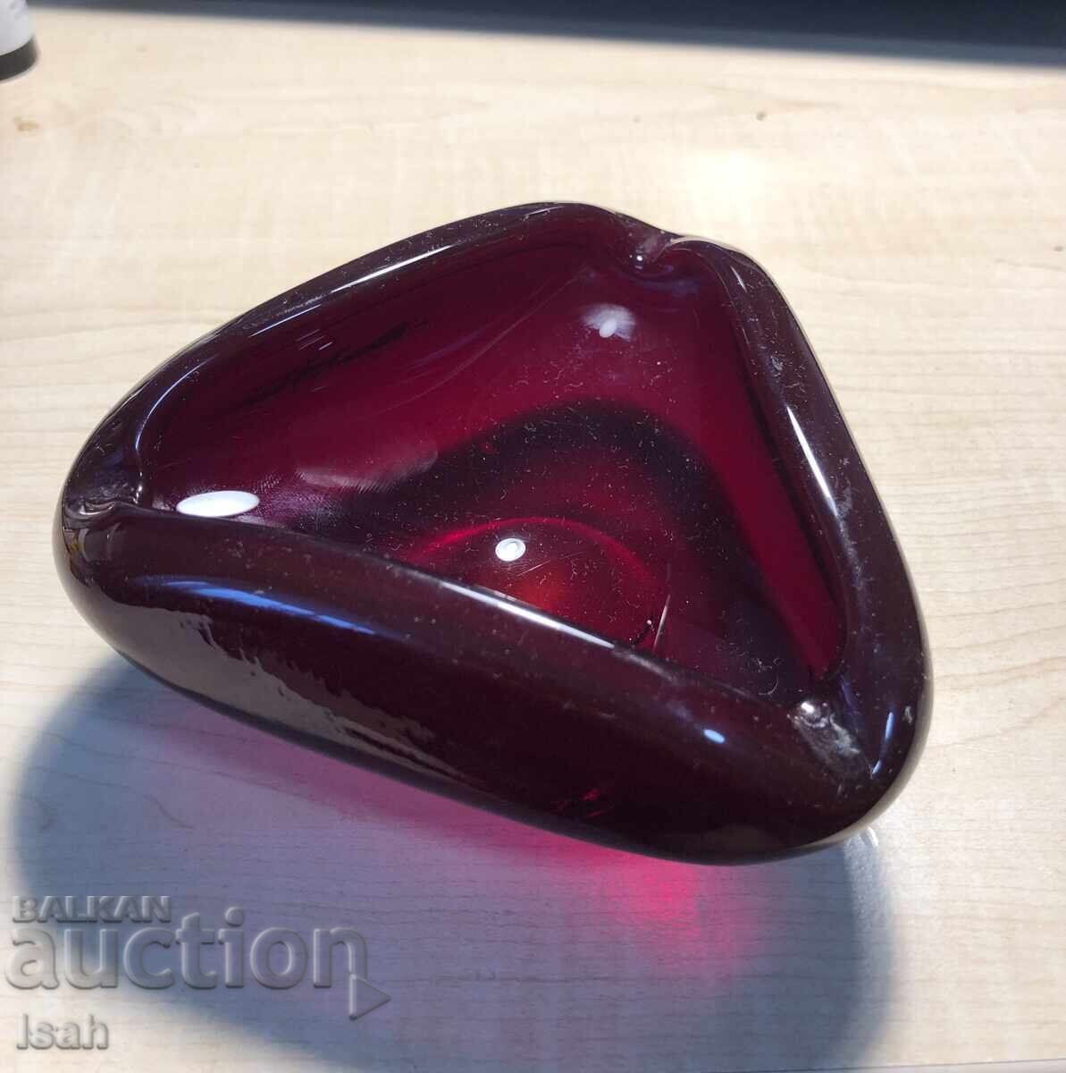Ashtray made of red glass with price € 22.00 | 43.03 BGN