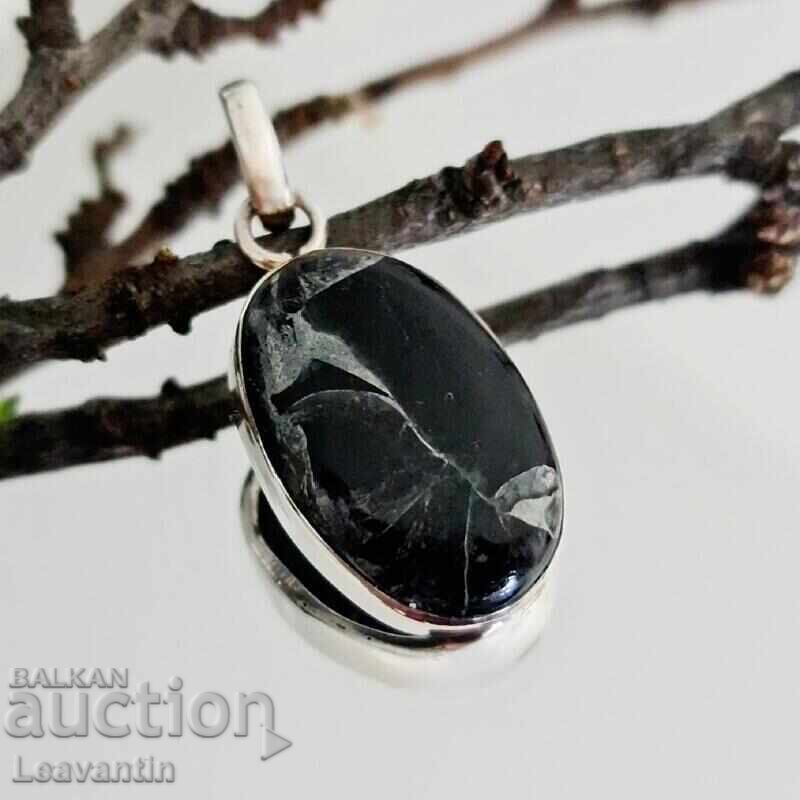 Сребърна висулка с черен Цинков Тюркоаз с цена 50.00 лв. | € 25.56
