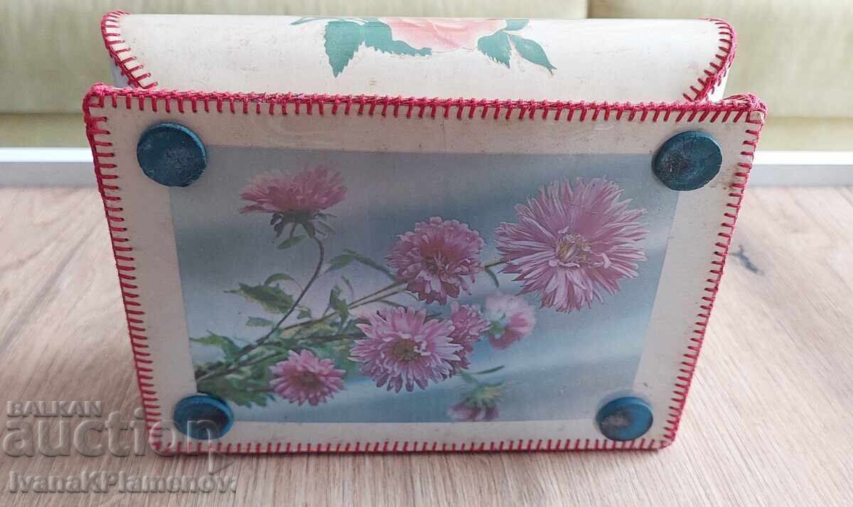 Retro Box for Connoisseurs, Excellent - 6