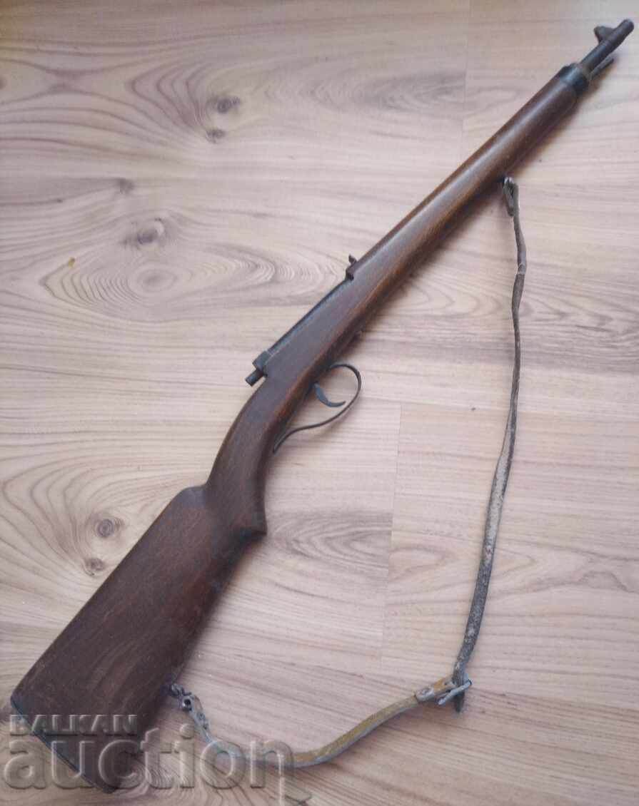 OLD MANNLICHER RIFLE