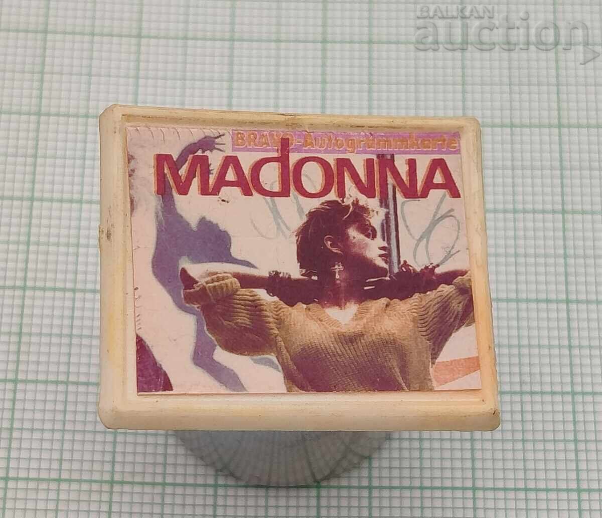 MADONNA INSIGNĂ MADONNA INSIGNĂ
