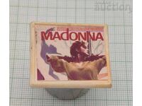 MADONNA INSIGNĂ