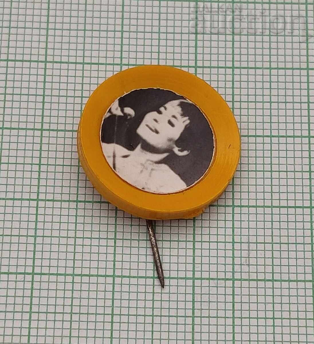 ΛΙΛΙ ΙΒΑΝΟΒΑ ΜΟΝΟ