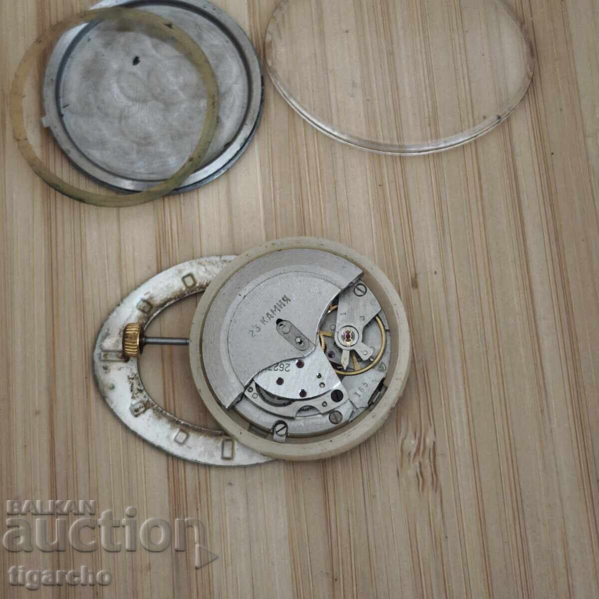 Παράδοση Μηχανισμός ρολογιού Τσάικα