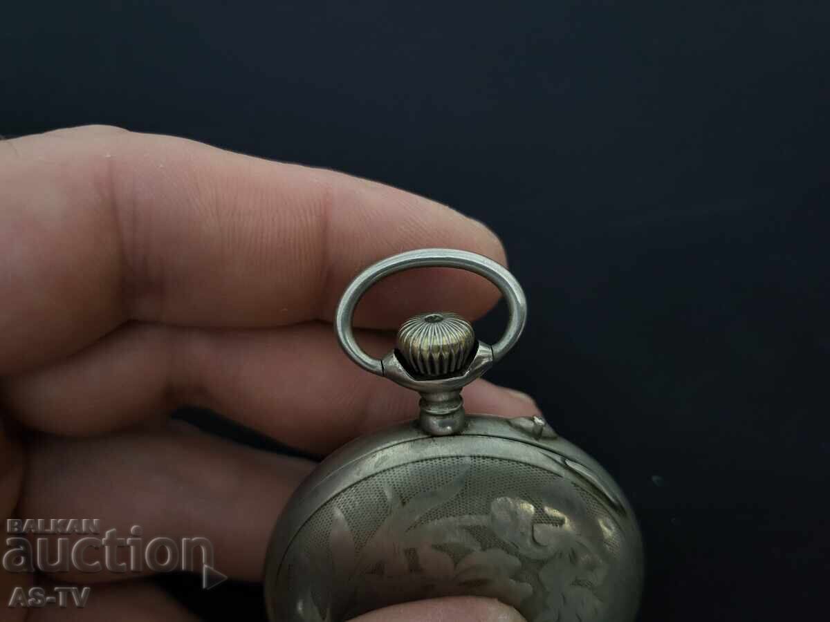 Delivery of 8-day Pocket Watch Delivery of 8-day Pocket Watch
