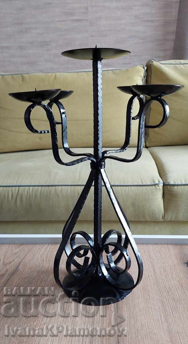 Sfeșnic fier forjat înălțime 40cm pentru cunoscători