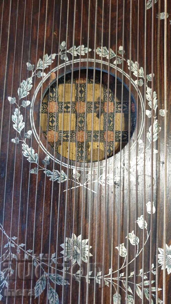 Licitație Instrument muzical german vechi - citra Licitație Instrument muzical german vechi - citra