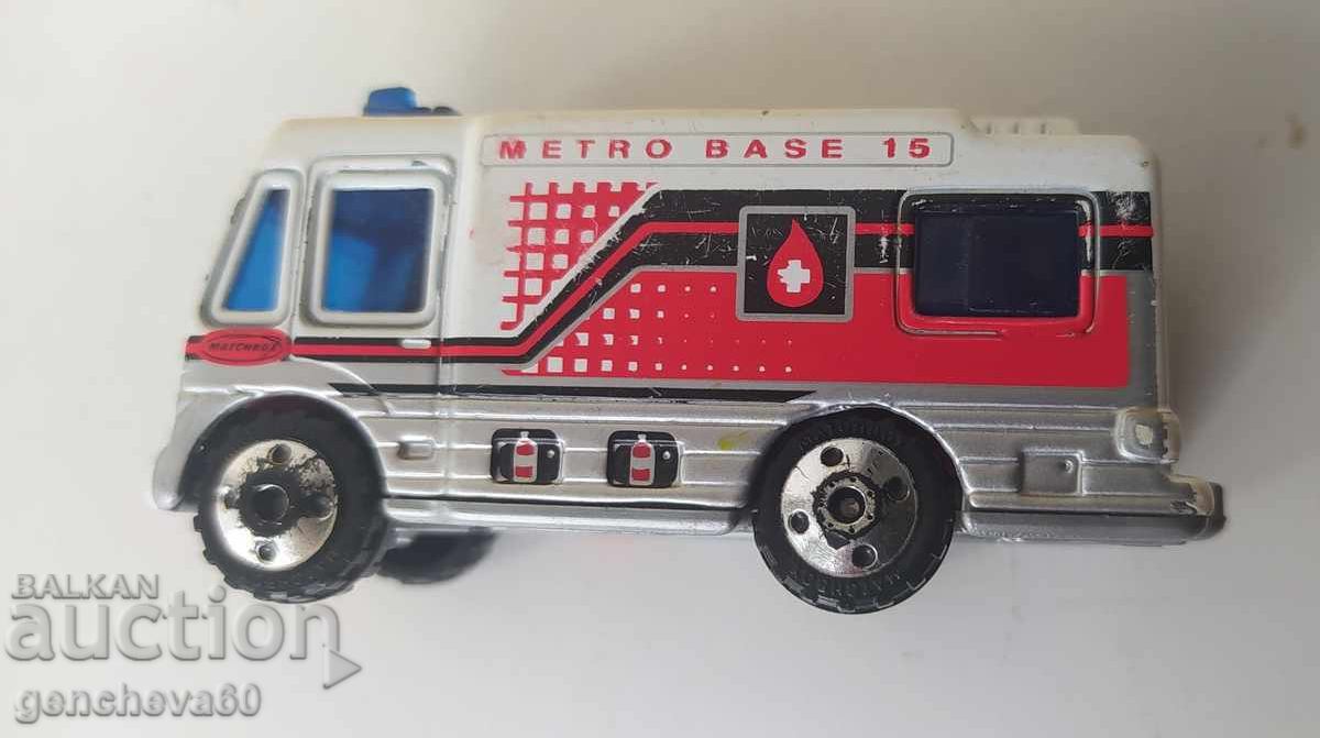 Delivery of MATTEL MATCHBOX 1998 TRUCK CAMPER