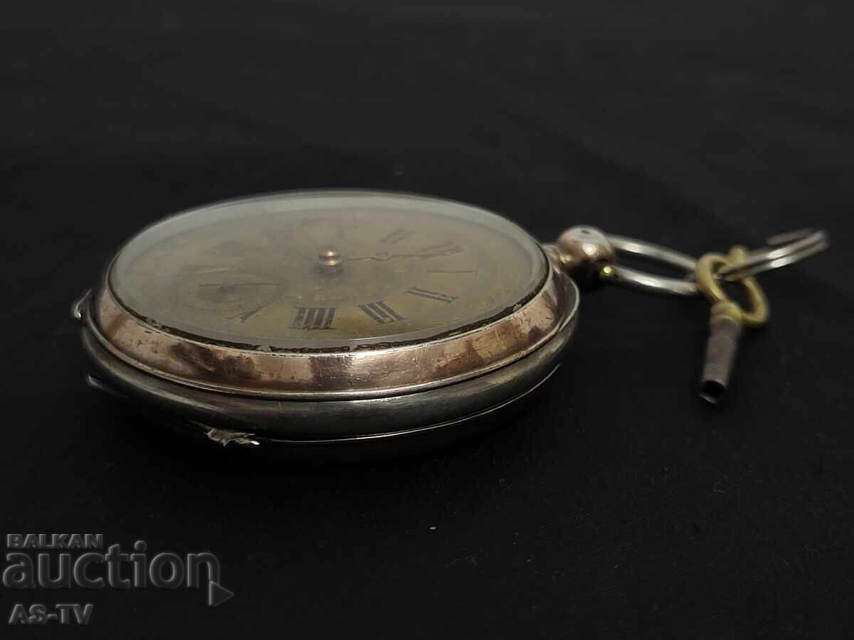 Licitație Ceas de buzunar argintiu vechi