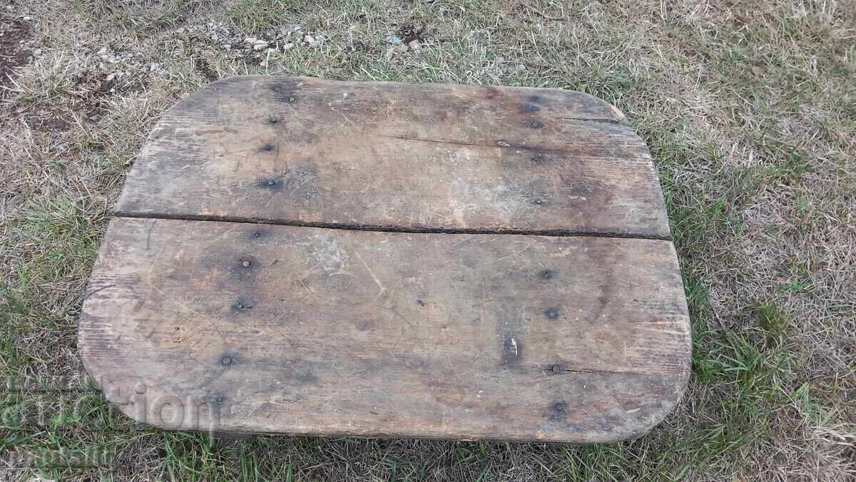 ΠΑΛΙΟ ΞΥΛΙΝΟ ΤΡΑΠΕΖΙ ΣΟΦΡΑ με τιμή 35.00 BGN | € 17.90