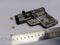 GHERMĂNITOR, CÂINE DE VÂNĂTOARE CU CAPSE DE VÂNĂTOARE, OSA