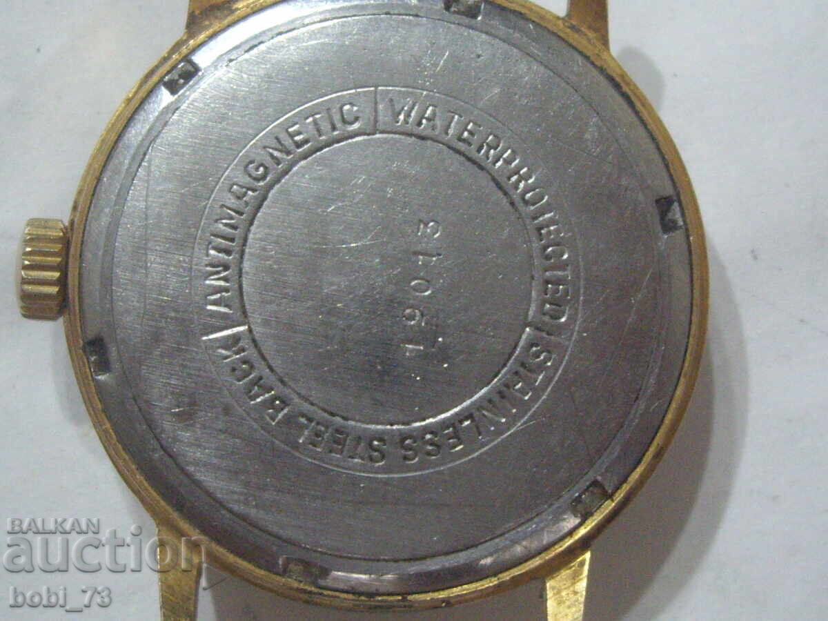 Delivery of Old Swiss gold-plated watch Delivery of Old Swiss gold-plated watch