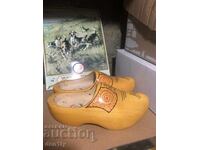 Pantofi din lemn, mărimea 41