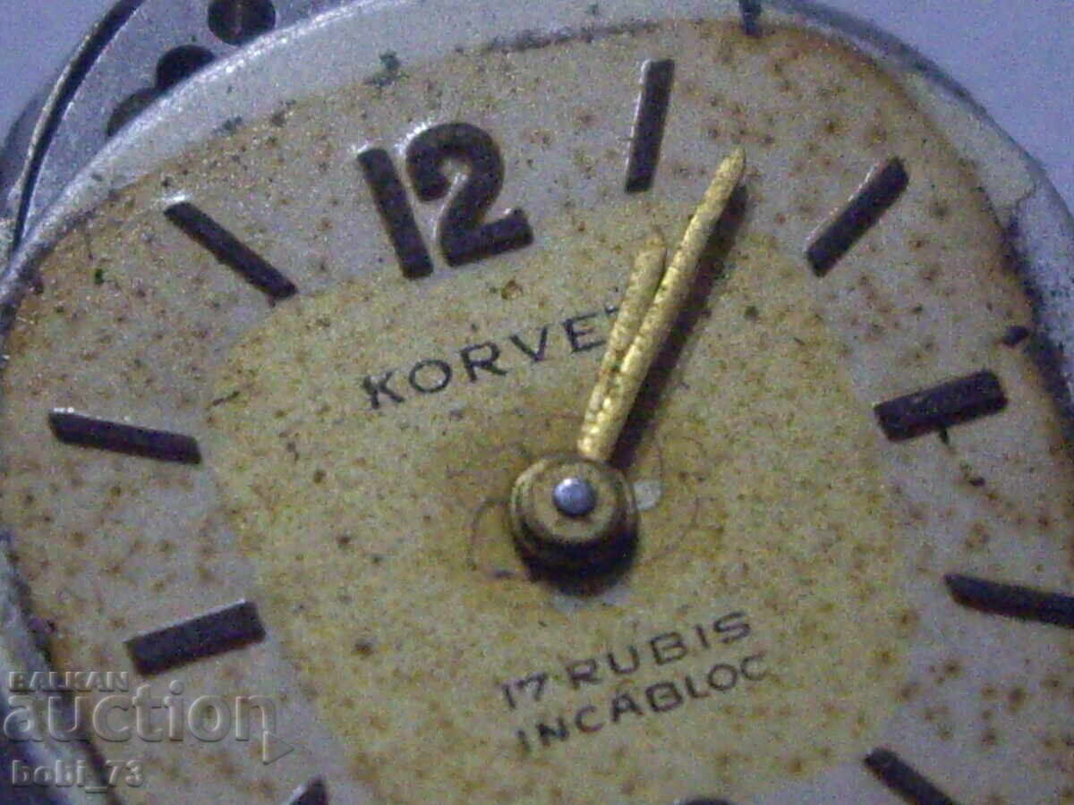 Women's gold-plated watch - 6 Women's gold-plated watch - 6