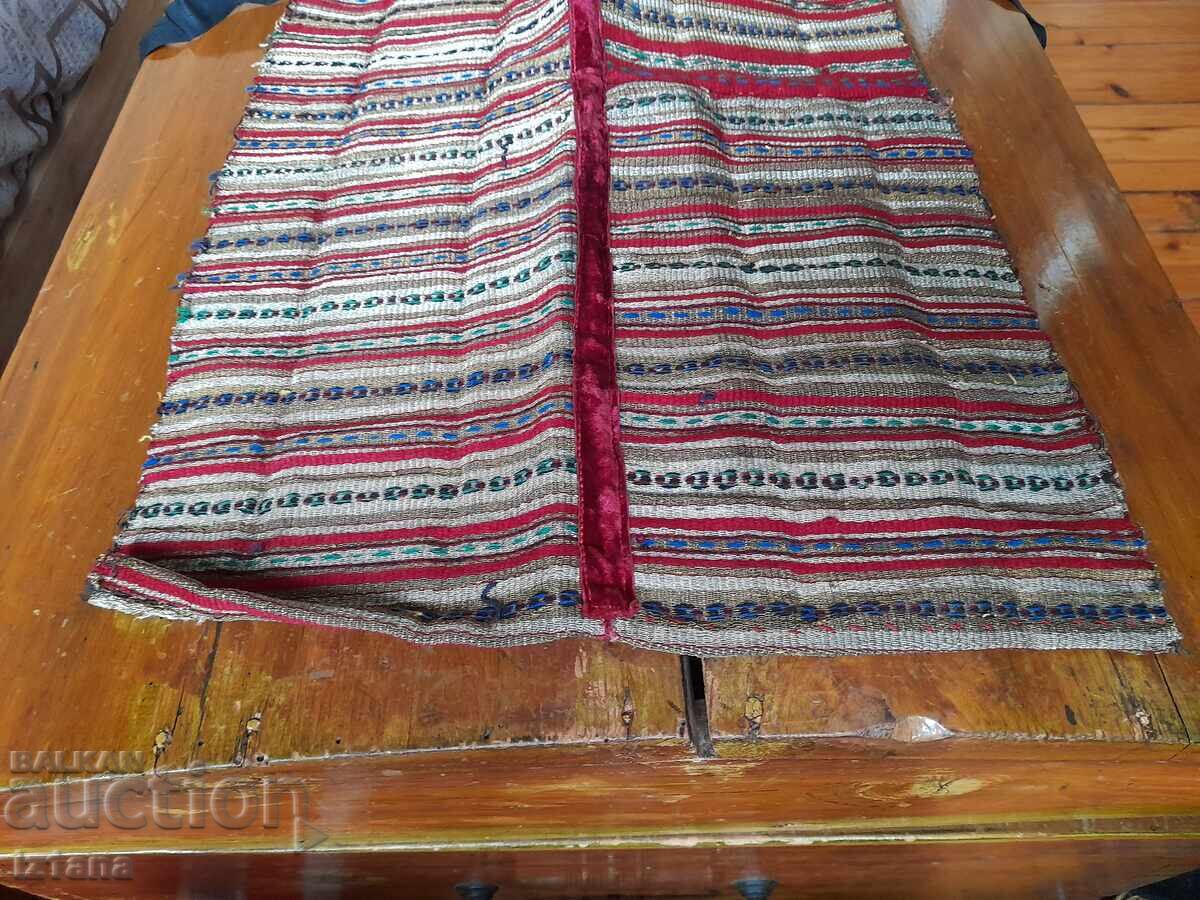 Δημοπρασία Παλιά κεντημένη ποδιά για παραδοσιακή φορεσιά Saia