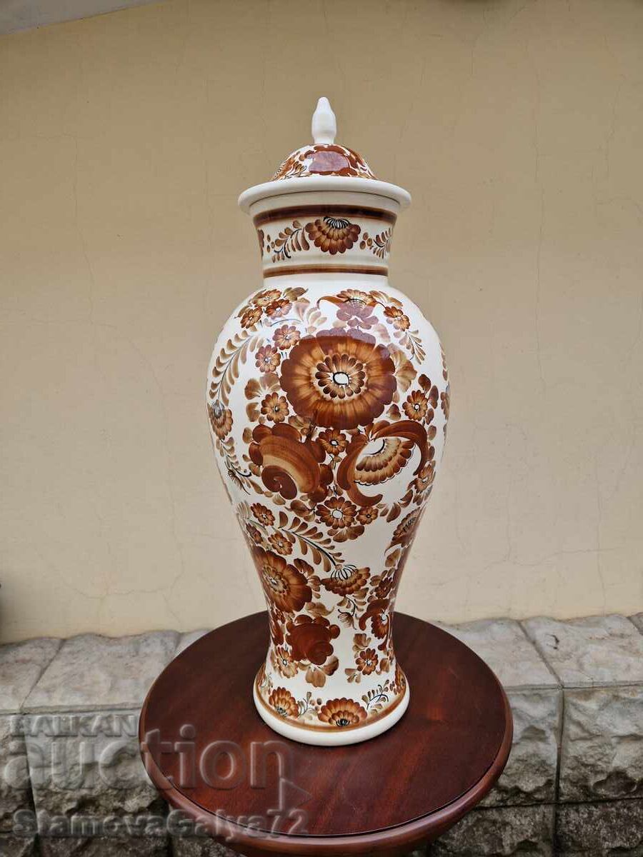 Σπάνια τεράστια πορσελάνινη αγγειοθήκη-ουρνά με τιμή 296.00 BGN | € 151.34