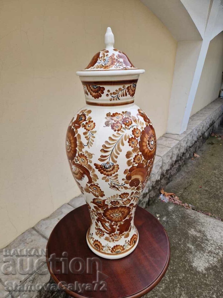 Παράδοση Σπάνια τεράστια πορσελάνινη αγγειοθήκη-ουρνά
