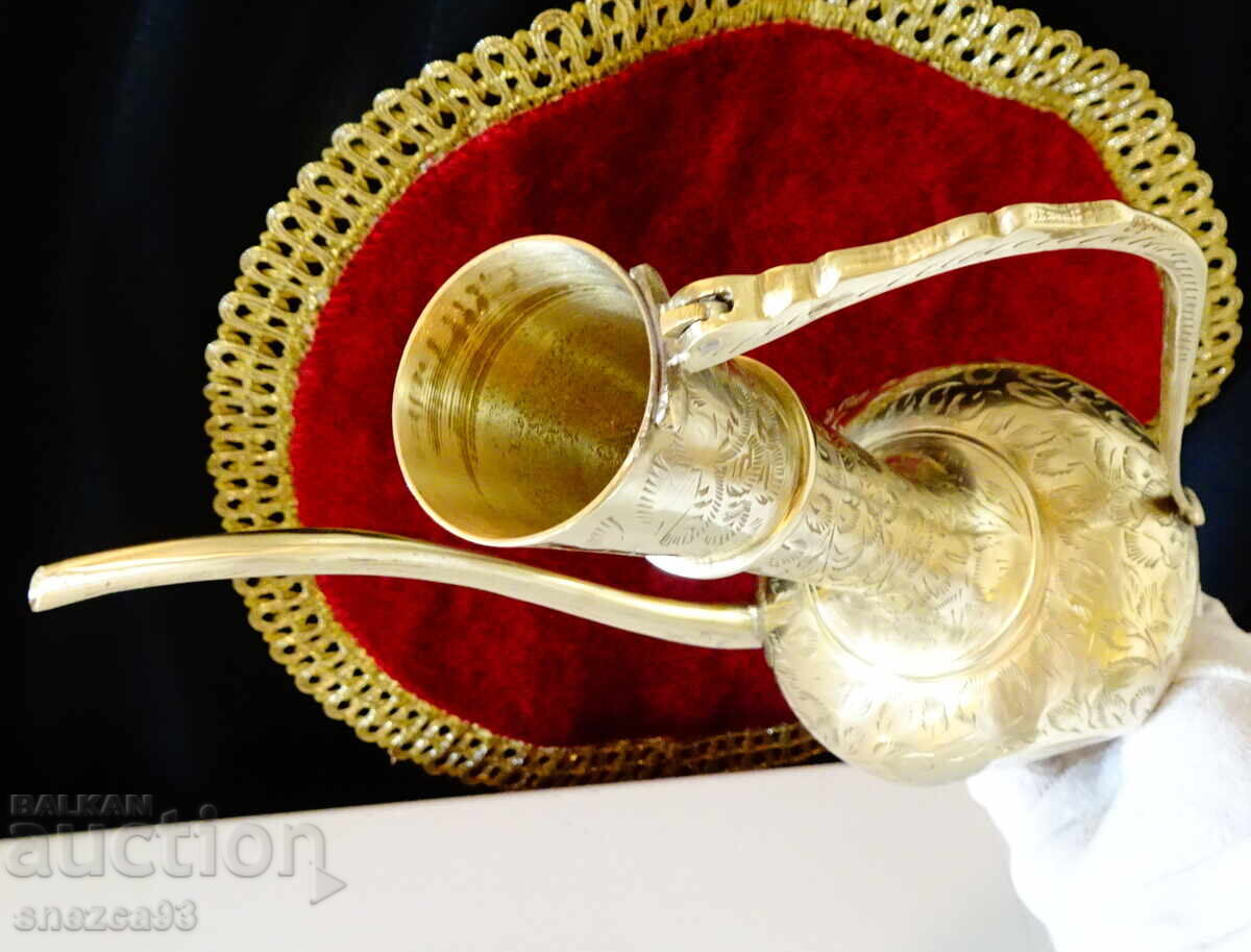 Delivery of Bronze jug for rakia, ibrik, Aftaba, 36 cm, engraved