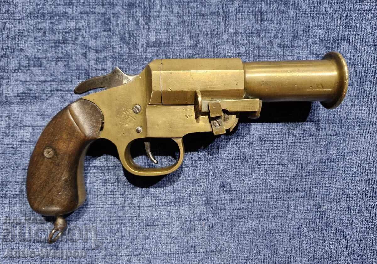 Pistol de semnalizare, Marină Militară. Imperiul German 1915 cu preț € 490.00 | 958.36 BGN Pistol de semnalizare, Marină Militară. Imperiul German 1915 cu preț € 490.00 | 958.36 BGN