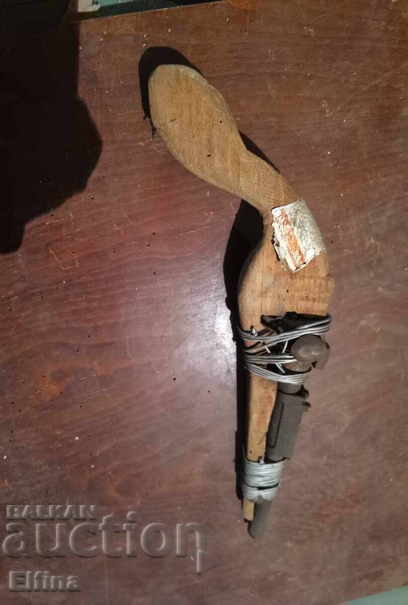 Livrarea Un pistol artizanal unic, pușcă - Moștenire din anii '50/'60 -