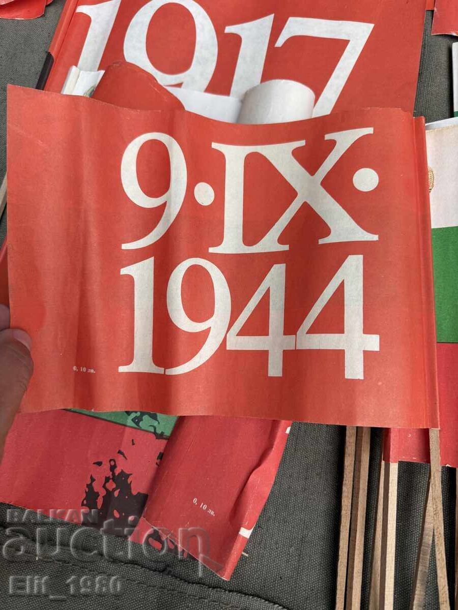 Licitație Steaguri pentru manifestație din epoca socialistă