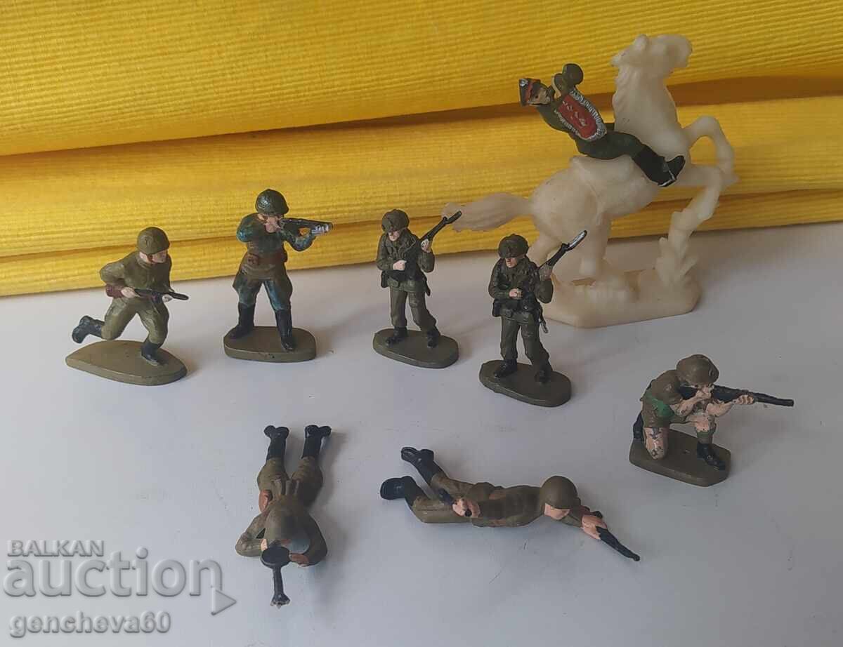 ΠΑΡΤΙΔΑ Πλαστικοί στρατιώτες με τιμή € 10.74 | 21.01 BGN ΠΑΡΤΙΔΑ Πλαστικοί στρατιώτες με τιμή € 10.74 | 21.01 BGN
