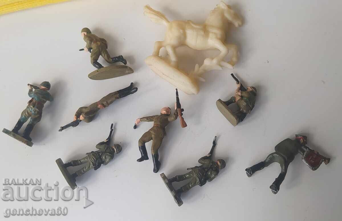 Livrarea LOT Soldați de plastic