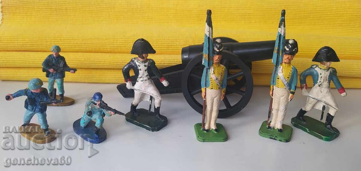 Auction Napoleon plastic soldiers and others Auction Napoleon plastic soldiers and others