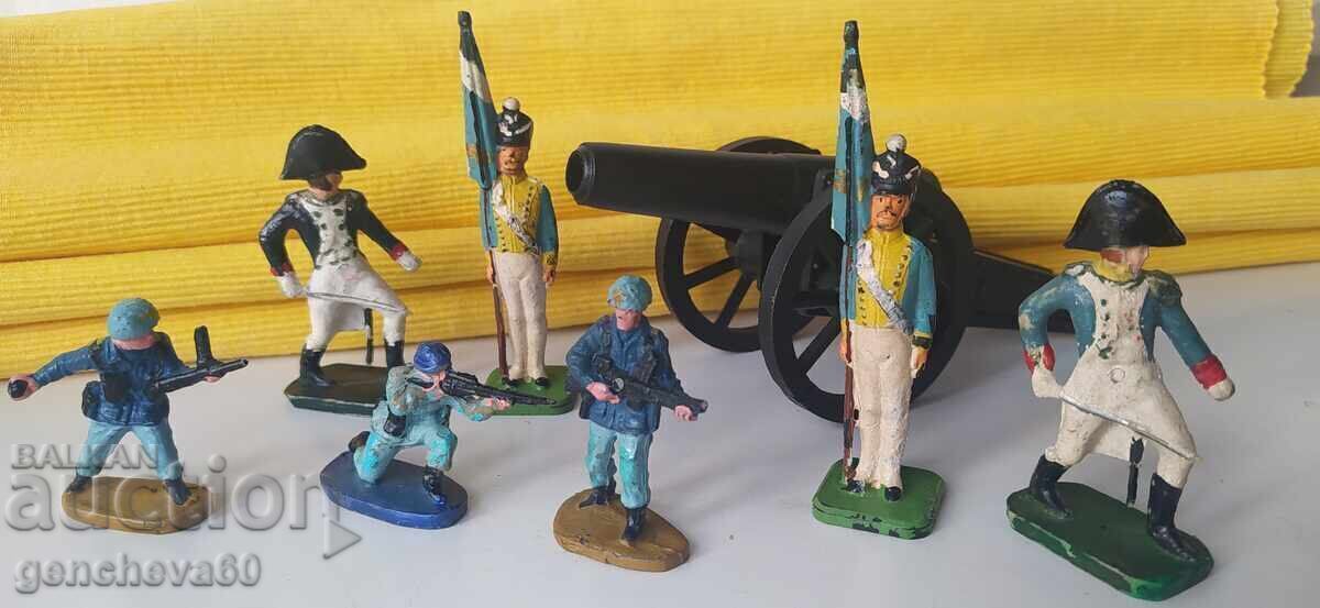 Soldați de plastic Napoleonieni și alții Soldați de plastic Napoleonieni și alții