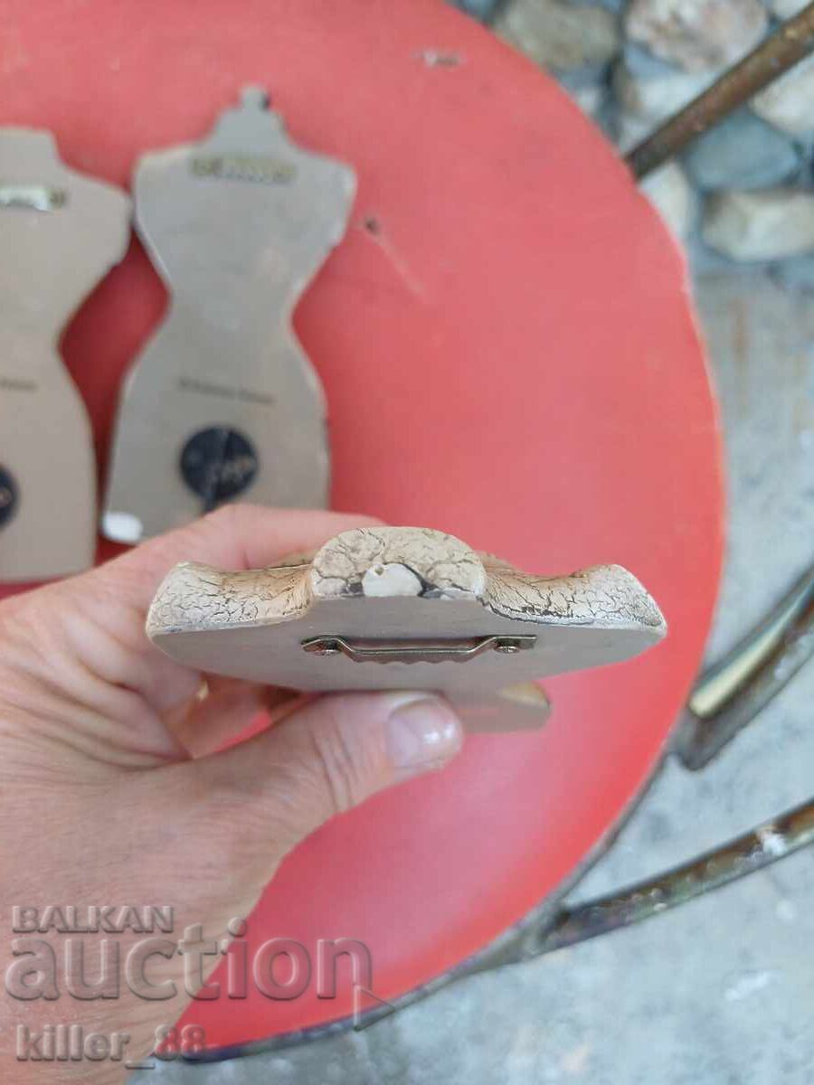 Закачалки с видни леки счупвания - 5