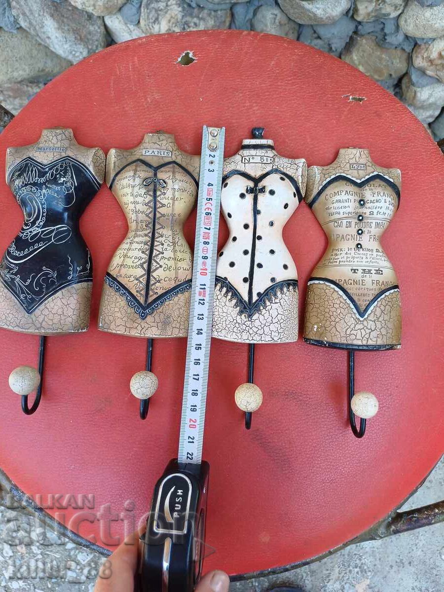 Hangers with visible minor damage - 6