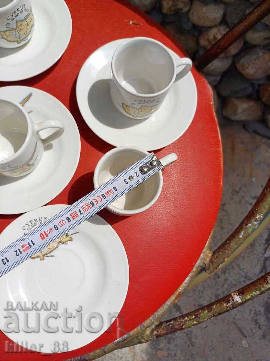 Παράδοση Σερβίς για κοντό καφέ αχρησιμοποίητο