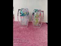 Βαζάκια σε γυάλινη επένδυση