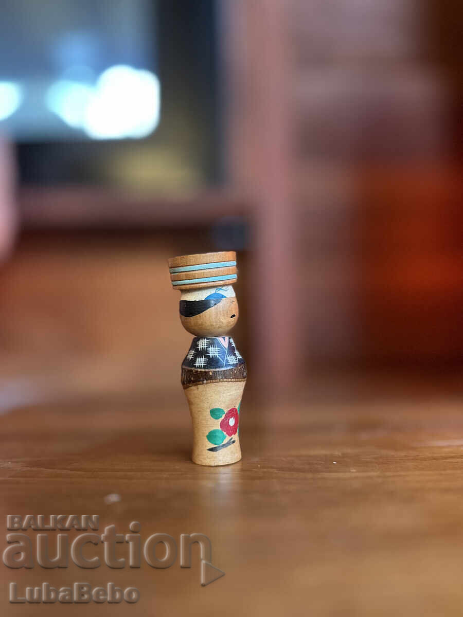 Delivery of Kokeshi Doll Izu Oshima