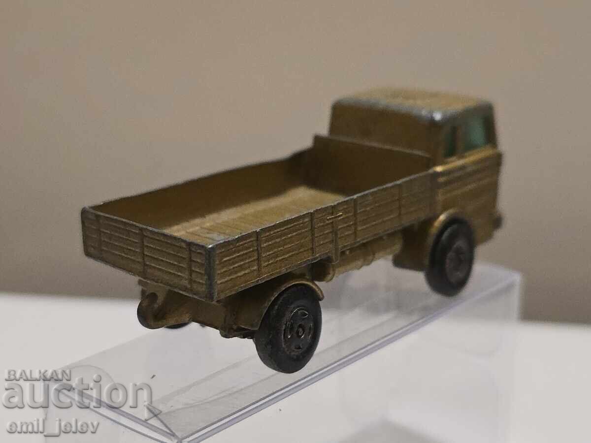 Delivery of LESNEY MATCHBOX - 1A Mercedes Truck 1970-1971 Delivery of LESNEY MATCHBOX - 1A Mercedes Truck 1970-1971
