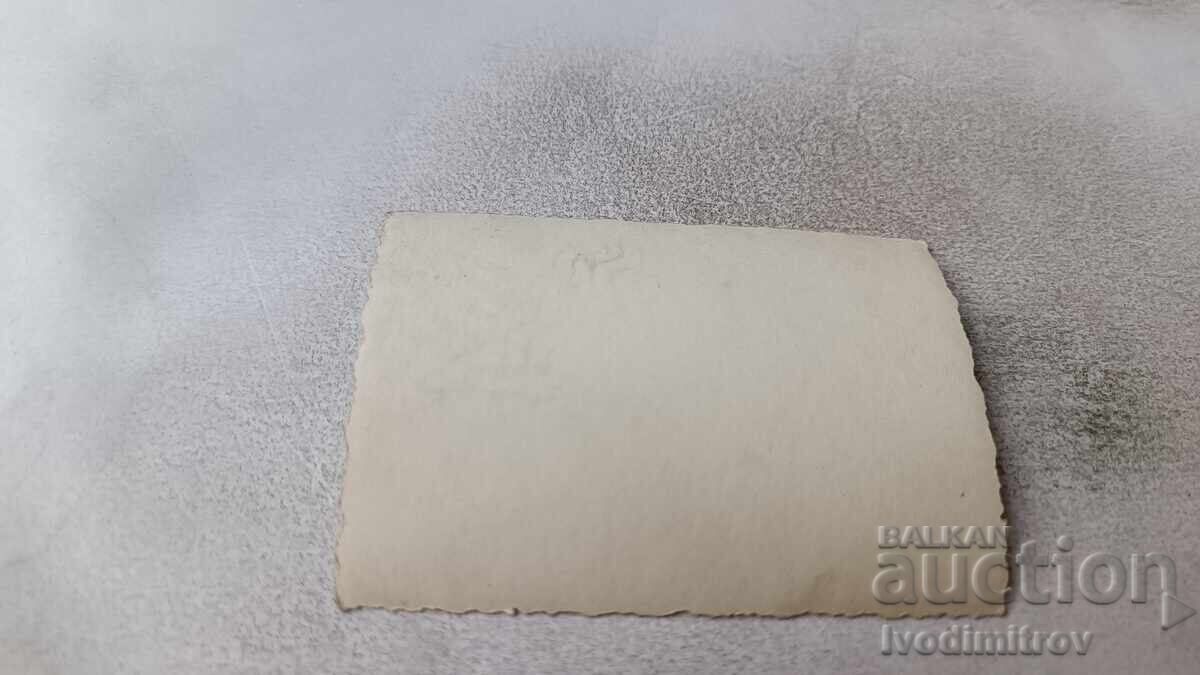 Снимка Войници голи до кръста с цена 1.85 лв. | € 0.95 Снимка Войници голи до кръста с цена 1.85 лв. | € 0.95