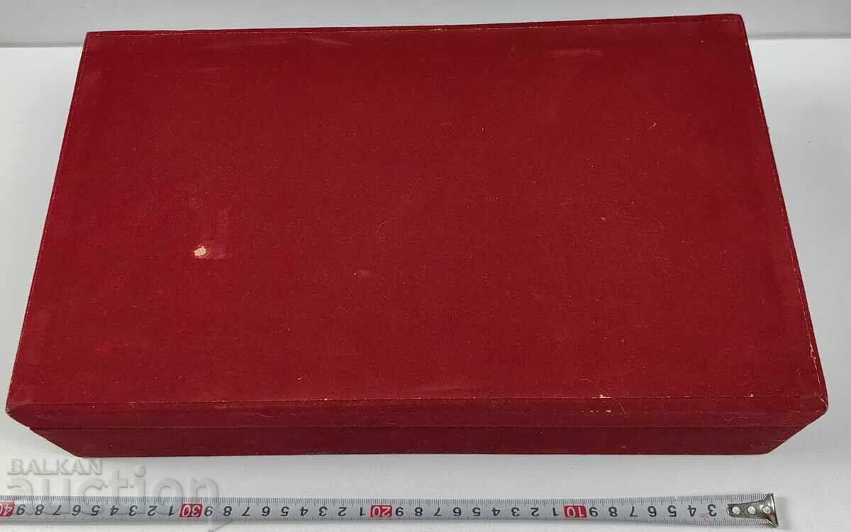 LUXURY GIFT SOCIALIST SET ASHTRAY PENCIL HOLDER VASE BOX with price 49.00 BGN | € 25.05