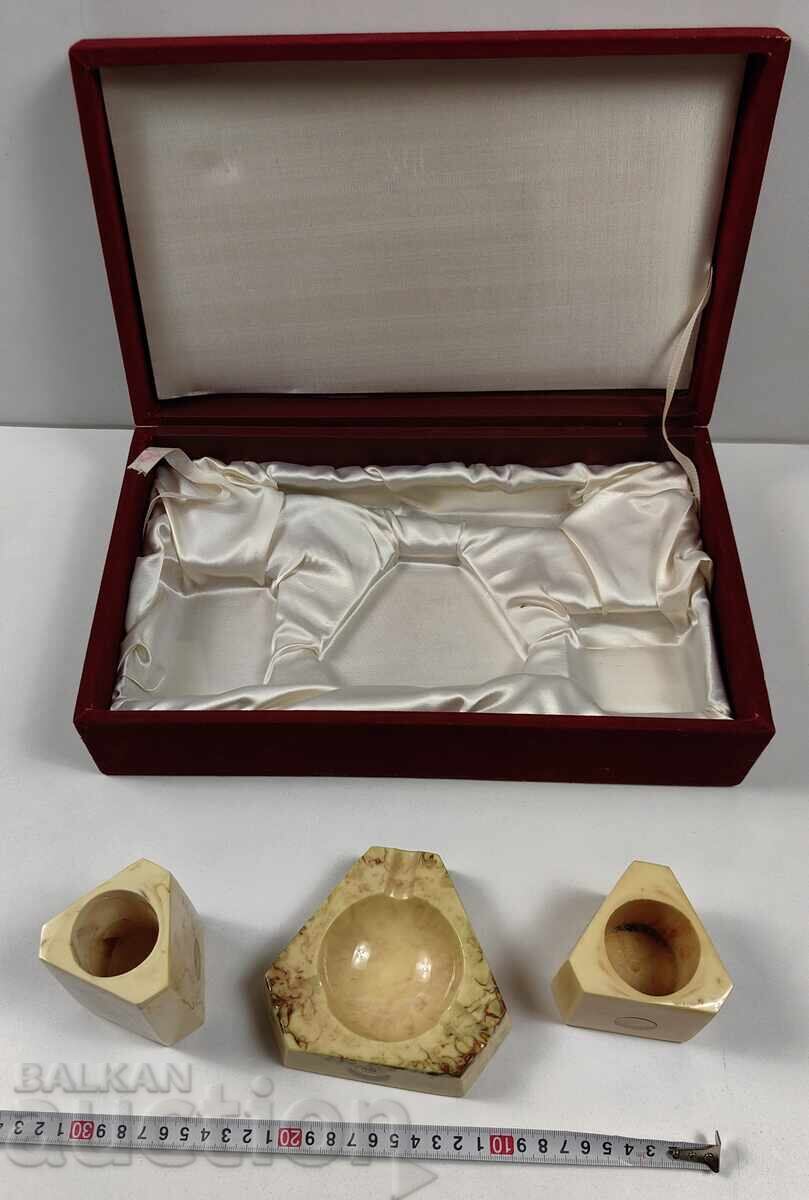 Delivery of LUXURY GIFT SOCIALIST SET ASHTRAY PENCIL HOLDER VASE BOX