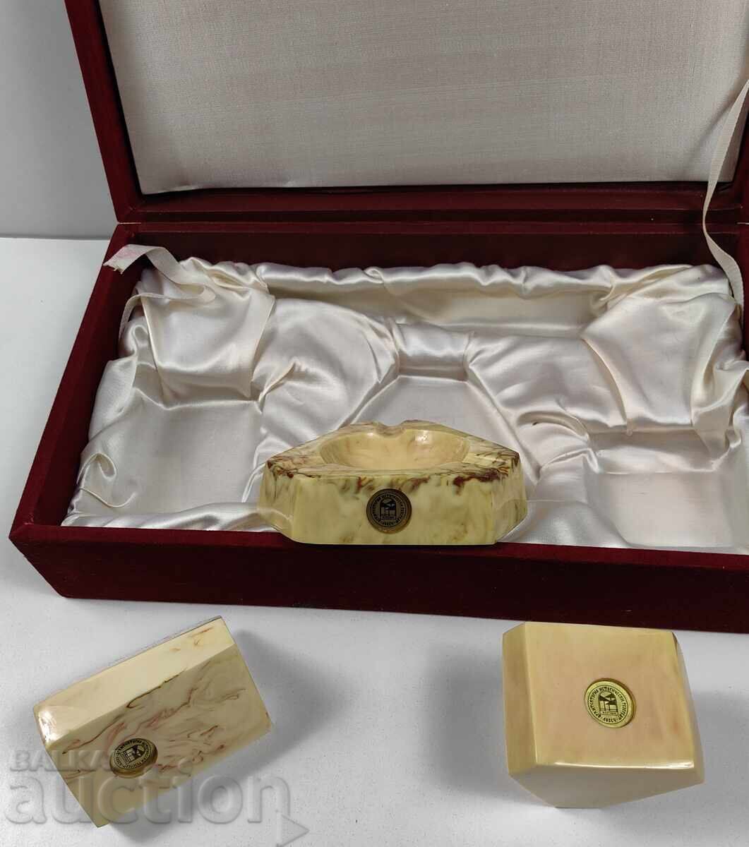 LUXURY GIFT SOCIALIST SET ASHTRAY PENCIL HOLDER VASE BOX - 6