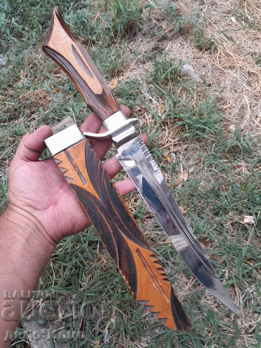 Beautiful and Attractive Handmade Knife and Wooden Scabbard