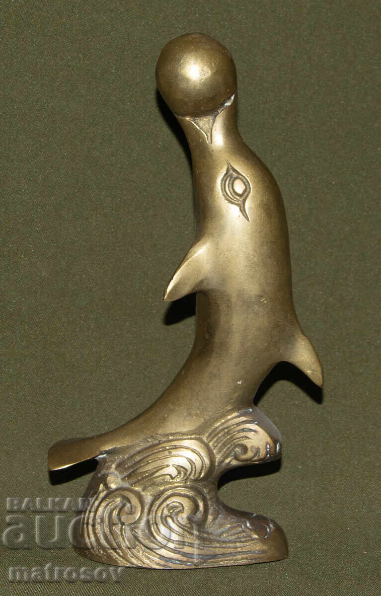 Bronze sculpture, dolphin with ball - 5