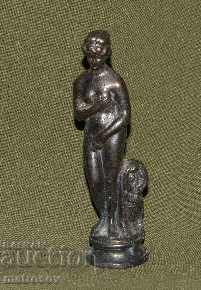 Μεταλλικό διακοσμητικό γλυπτό γυναίκας